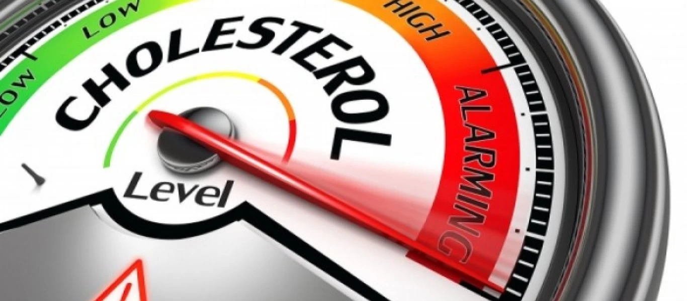 Tέσσερις τρόποι να ρίξετε τη χοληστερίνη με διατροφή